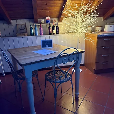 Casa In Contrada * Bellano